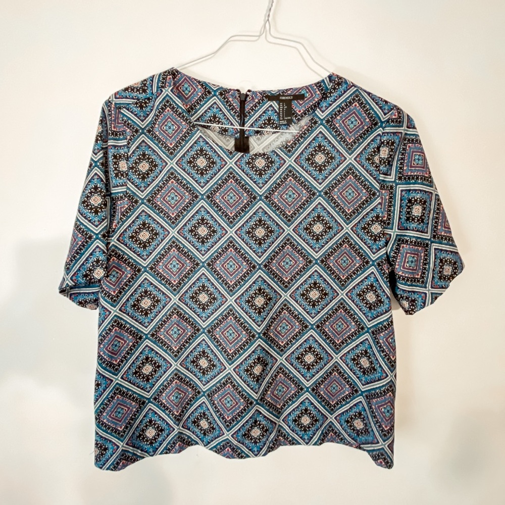 Shirt sleeve top